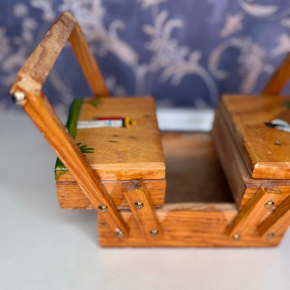 Vintage Mexican Folk Art Two Tier Wooden Sewing Box - Picture 3 of 13